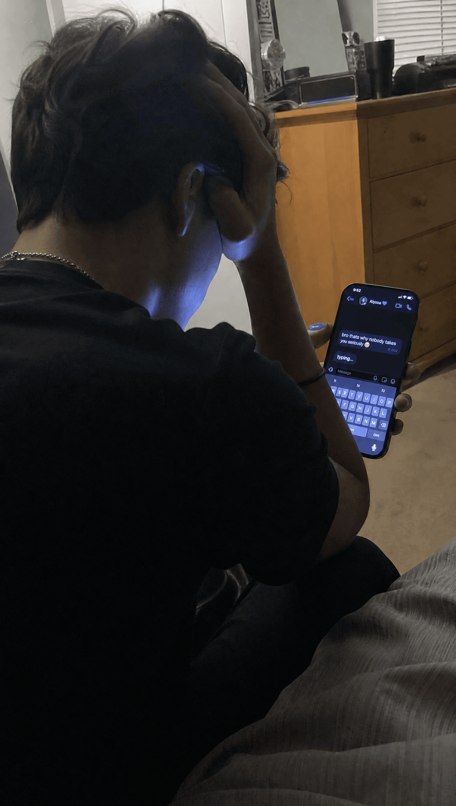 Chat screenshot before AI roast โ left on read โ SpicyReplies